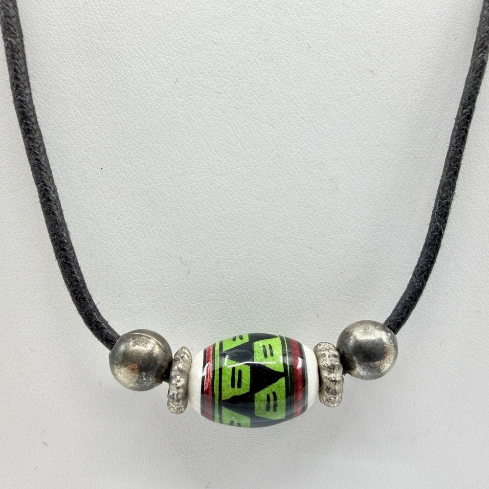 Vintage Y2K Southwestern Ceramic Hand‎ Painted Bead Black Cord Choker Necklace